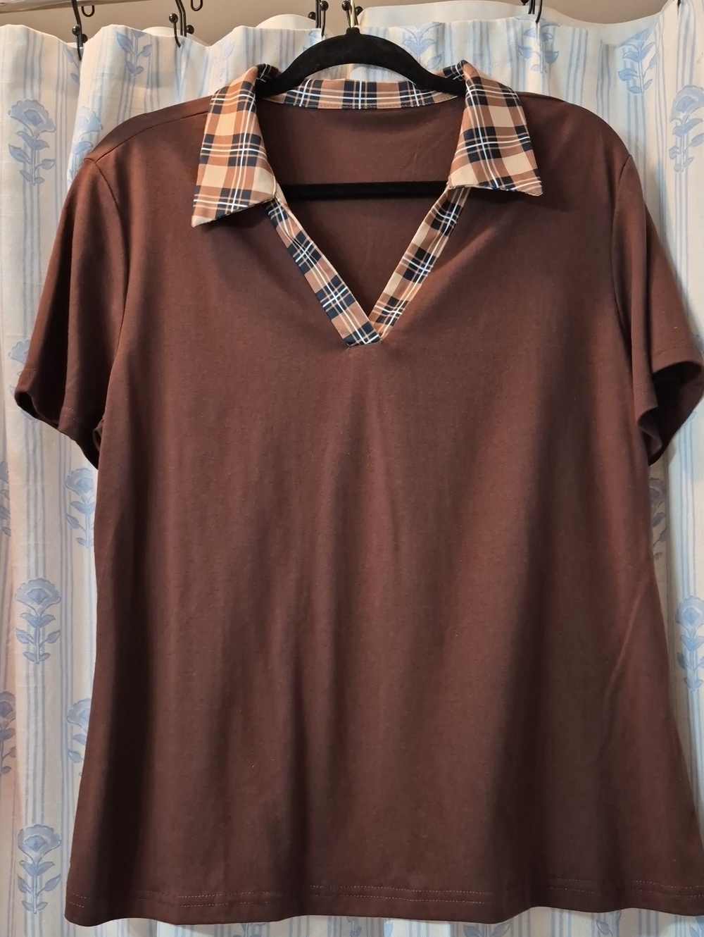 Women's Brown V-Neck Polo Plaid Collar Casual Short Sleeve Shirt Sz L